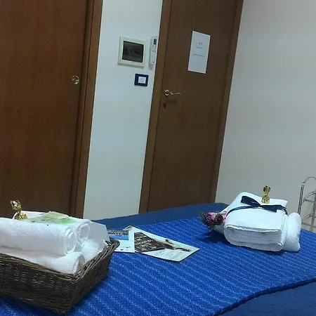 B&B Agora A 2 Minuti Dalla Valle Dei Templi E 5 Minuti Dal Mare 2*