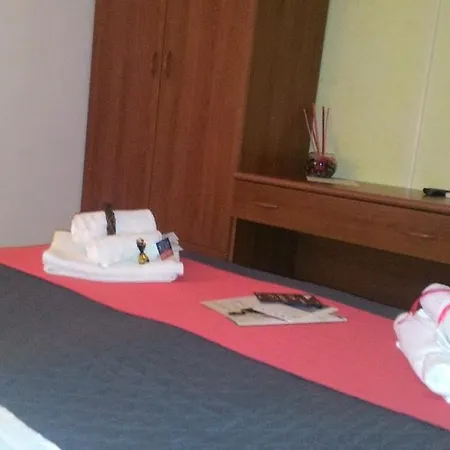 Agora A 2 Minuti Dalla Valle Dei Templi E 5 Minuti Dal Mare Bed & Breakfast Agrigento